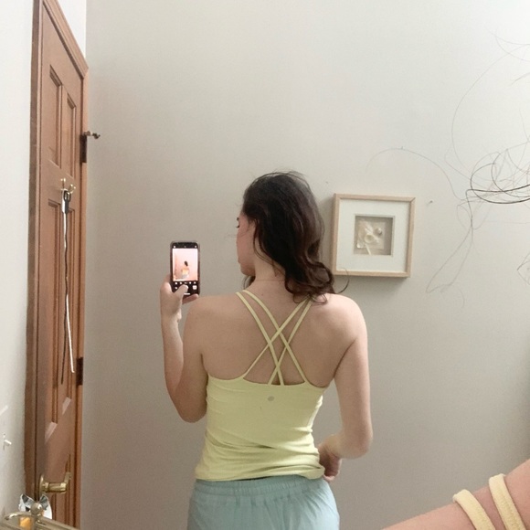 lululemon free to be wild tank size 4 - Picture 7 of 7